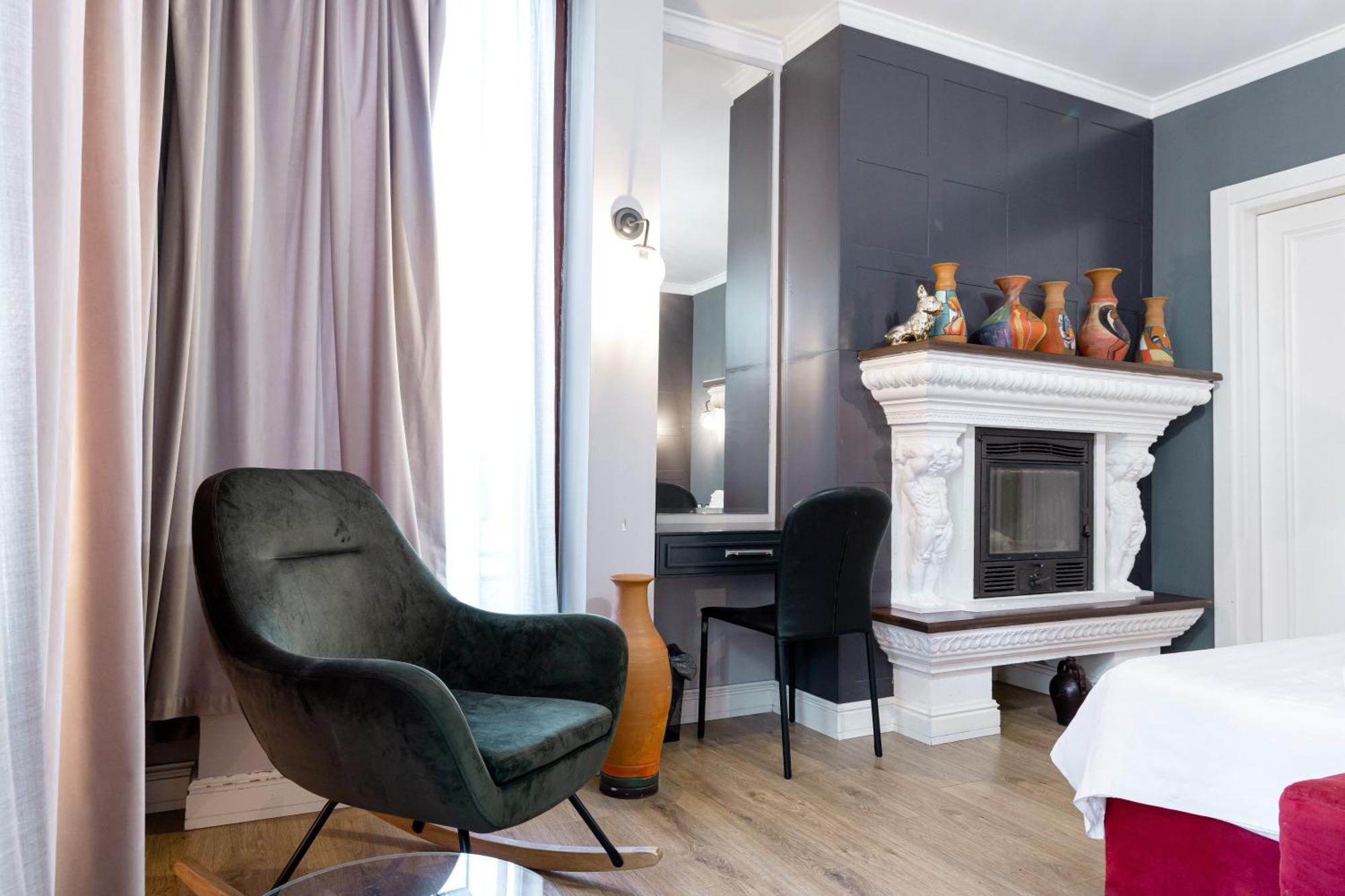 Boutique Hotel Whisky Тирана Экстерьер фото